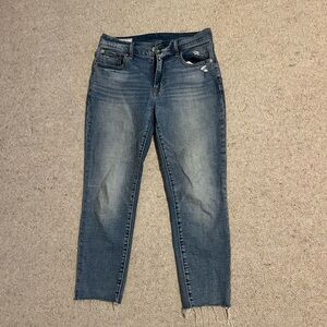 Gap girlfriend mid rise jeans size 26/2
